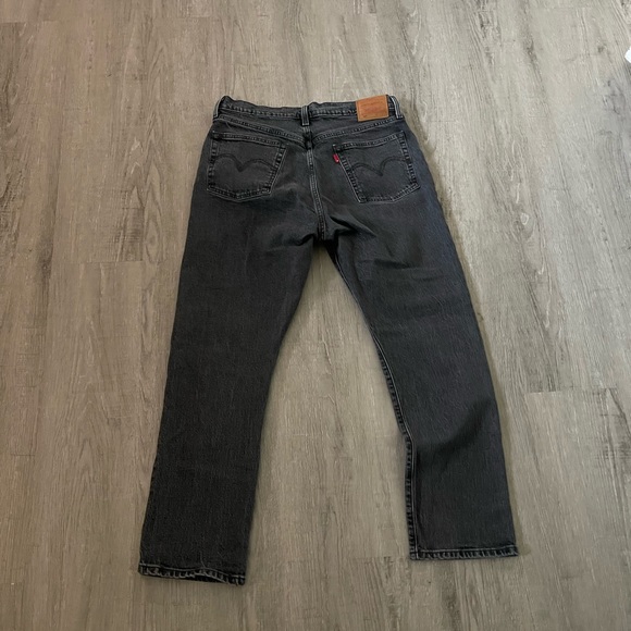 Women’s Levi’s 501 original NWOT washed black jeans size w32 L 28 - Picture 2 of 2